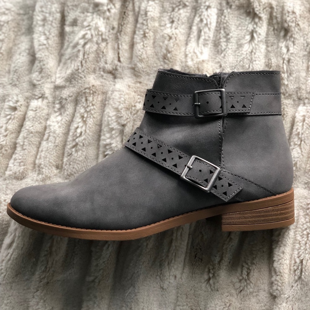 American Eagle Short Boot